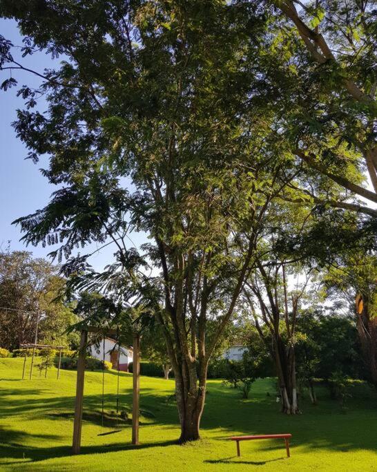 Recanto Dos Beija Flores, Chale Lantana C Монти-Алегри-ду-Сул Экстерьер фото